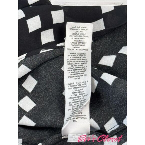 Chico's Geometric Chevron Side Tie Blouse Top Black White Palette Blousy Sz 3XL - Picture 16 of 16